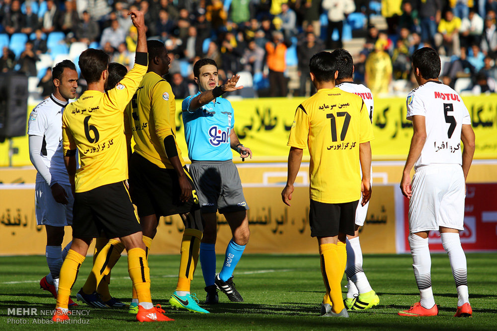 فوز سباهان اصفهان على صبا قم 4-1