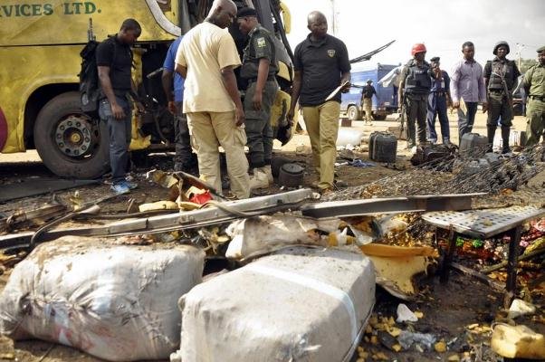بمب گذاری انتحاری در نیجریه بیش از صد کشته و زخمی برجای گذاشت