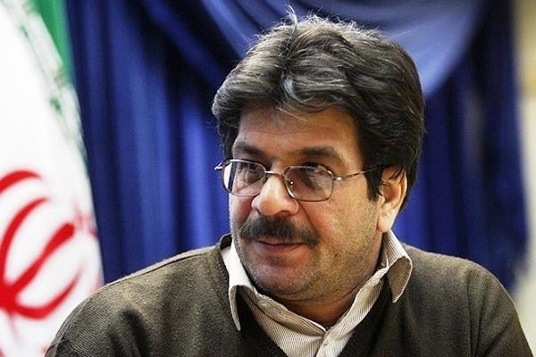 تقدیر از کامران شرفشاهی در عصرانه «سیب نقرهای»