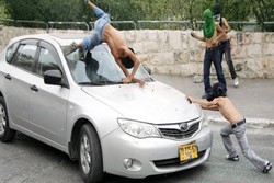 شهرک نشین صهیونیست با خودرو یک فلسطینی را زیر گرفت