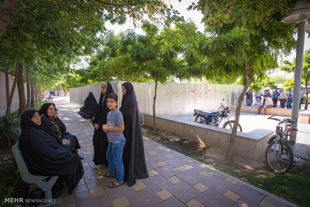 شورای شهر کرج بر سر دو راهی حفظ پارک تاجیکستان یا انتقال سینما هجرت