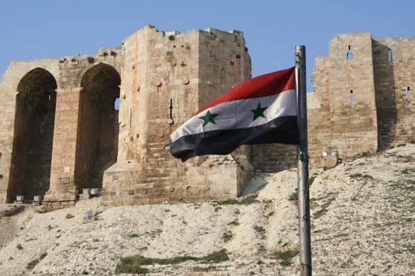 Depremde tarihi Halep Kalesi de hasar gördü