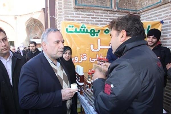 نمایشگاه اقتصاد مقاومتی در قزوین افتتاح شد