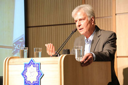 پیام تسلیت مدیران فرهنگی در پی درگذشت «اصغر دادبه»