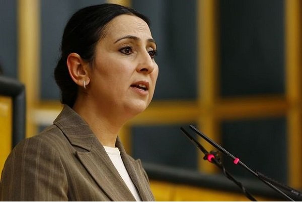 Figen Yüksekdağ'ın hapis cezası kesinleşti Figen Yüksekdağ'ın hapis cezası kesinleşti