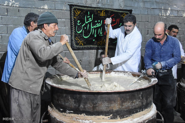 نهمین جشنواره پخت سمنوی سنتی نذری شهرضا