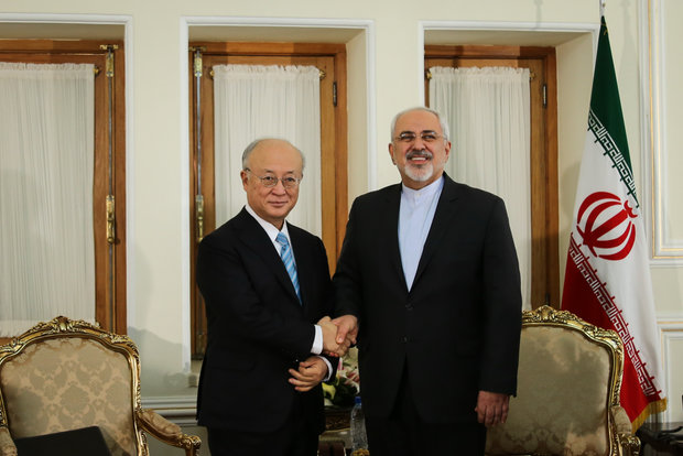 Muhmmed Cevad Zarif’in Yukiya Amano’yla görüşmesinden kareler