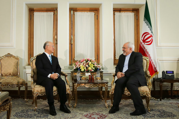 Muhmmed Cevad Zarif’in Yukiya Amano’yla görüşmesinden kareler