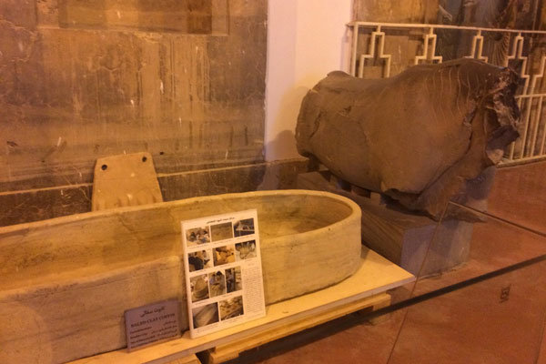 موزه مجموعه جهانی تخت جمشید تا دو هفته تعطیل شد
