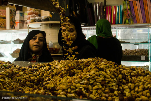 خرید شب یلدا در گرگان