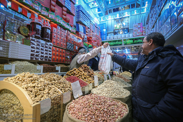 Iranians preparing for longest night of year