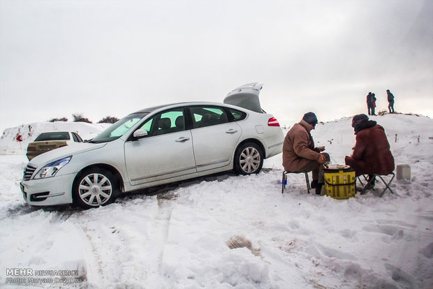 Snow tubing in Asadli Pass