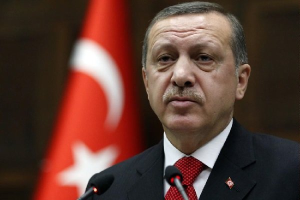 أردوغان : أمريكا تقدم الدعم للتنظيمات الإرهابية التي تقتل المظلومين