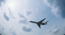 روسيا تعلق الرحلات بـ 4 مطارات إثر تحذيرات من هجمات بطائرات مسيرة