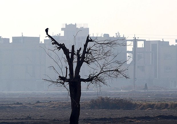 احتمال تشدید آلودگی هوای اصفهان در روز چهارشنبه ۲۷ مهر