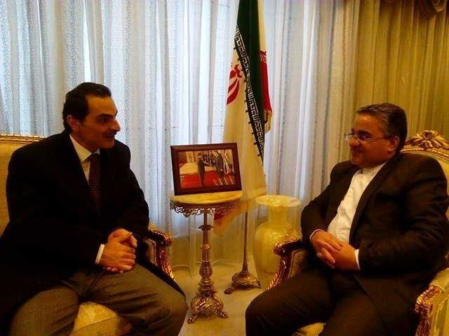 Mojtaba Ferdowsipour (L) Fadi Shraideh