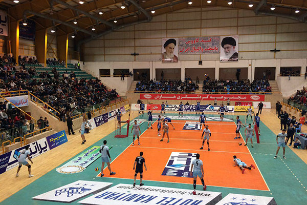 تیم والیبال ایرانیان گنبد با شهرداری ارومیه دیدار می‌کند 