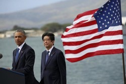 نخست وزیر ژاپن از «پرل هاربر» آمریکا بازدید کرد