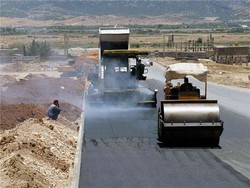 پیشرفت ۶۵ درصدی عملیات اجرایی چهار خطه کردن جاده کبودرآهنگ-قیدار