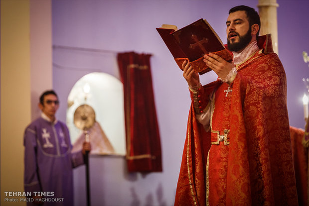 Iran's Armenians celebrate Christmas    