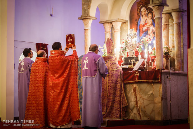 Iran's Armenians celebrate Christmas    