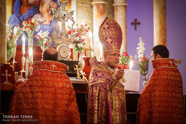 Iran's Armenians celebrate Christmas    