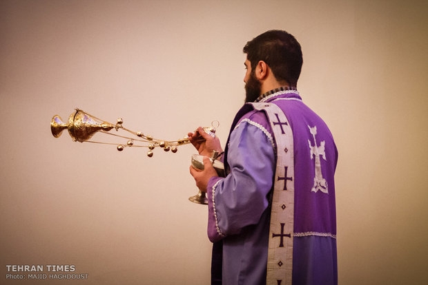 Iran's Armenians celebrate Christmas    