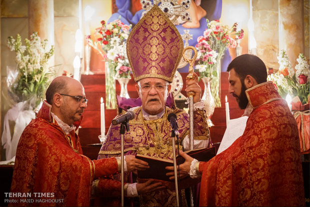 Iran's Armenians celebrate Christmas    