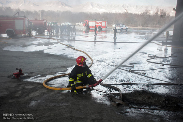 آتش سوزی کارخانه سیمان شاهرود