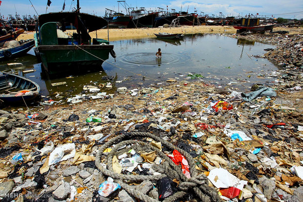 انباشت زباله در سواحل