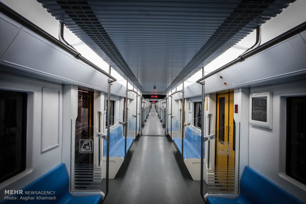 استقرار غرفه های اطلاع رسانی در خطوط اصلی مترو در منطقه ۱۲