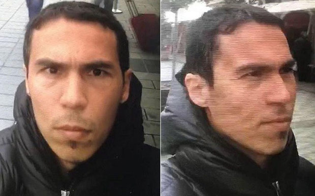 Reina saldırganı, mekanı terk etmeden önce tekmelenmiş Reina saldırganı, mekanı terk etmeden önce tekmelenmiş