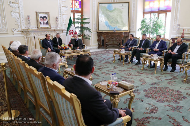 Larijani meets with Iraqi VP