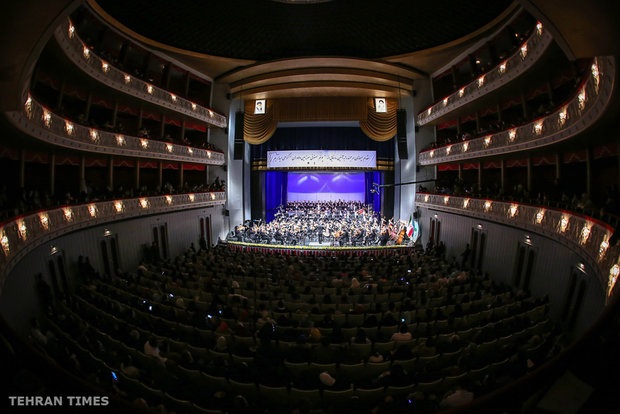 Tehran Symphony Orchestra honors POWs with “Land of the Heroes”
