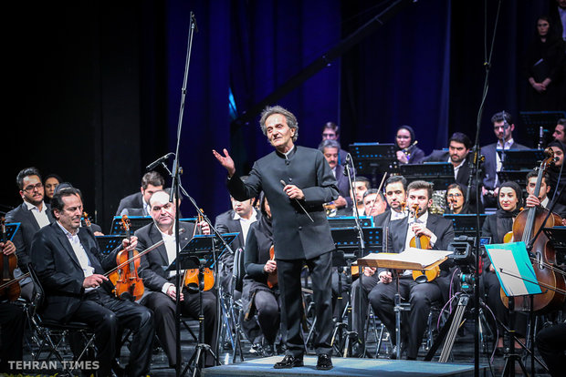 Tehran Symphony Orchestra honors POWs with “Land of the Heroes”