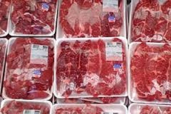 توزیع ۲۳۱ تن گوشت منجمد با هدف تنظیم بازار