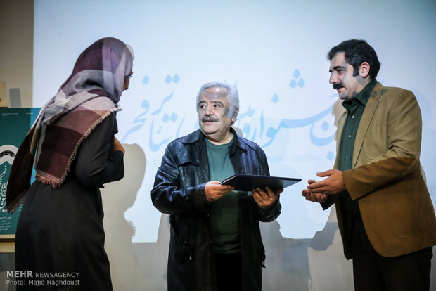 سعید اسدی و قباد شیوا در مراسم رونمایی از پوستر سی‌وپنجمین جشنواره تئاترفجر