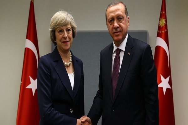 حقوق بشر موضوع سفر «ترزا می» به ترکیه نیست 