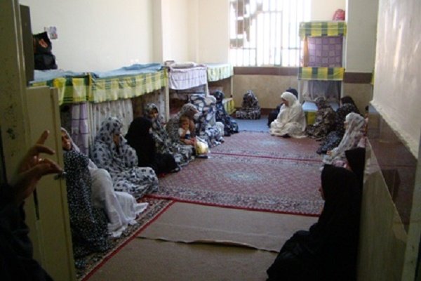 2330446 تدابیرجدید برای زنان زندانی/از ممنوعیت اجبارچادر تارژیم غذایی خاص