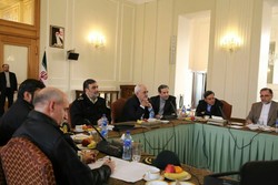 دیدار جمعی از فرماندهان نیروی انتظامی با ظریف