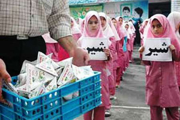 آغاز توزیع شیر رایگان در مدارس خوزستان