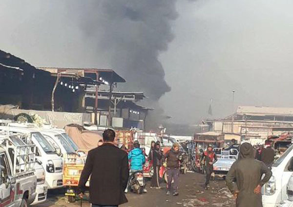 ۴ زخمی براثر انفجار بمب در بازاری در شمال بغداد