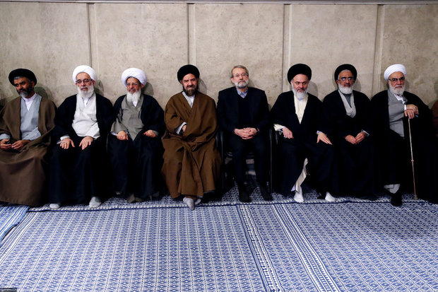 People of Qom meet with Ayatollah Khamenei