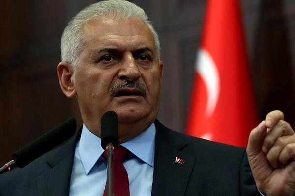 Turkish PM reiterates call for safe zones in Syria, welcomes US missile strike