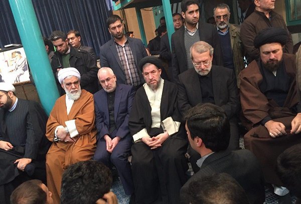 رئیس و نمایندگان مجلس در حسینیه جماران حضور یافتند