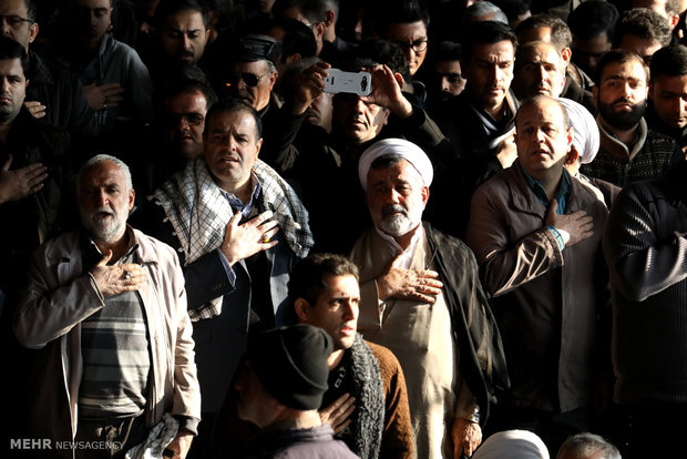 اقامه نماز رهبر انقلاب بر پیکر حجت‌الاسلام والمسلمین هاشمی رفسنجانی