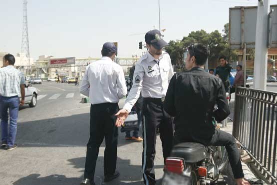 police fining motorists