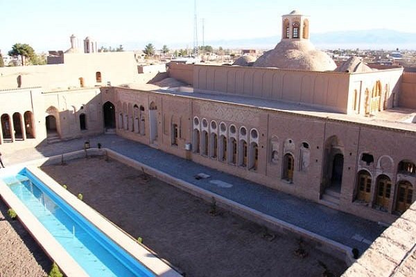 مرمت هم دردی از بزرگترین خانه خشتی جهان در رفسنجان دوا نکرد مرمت هم دردی از بزرگترین خانه خشتی جهان در رفسنجان دوا نکرد