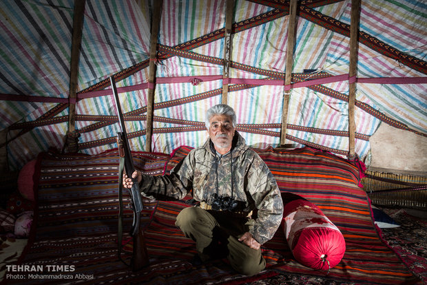 The nomads lead a simple and peaceful life in tents.