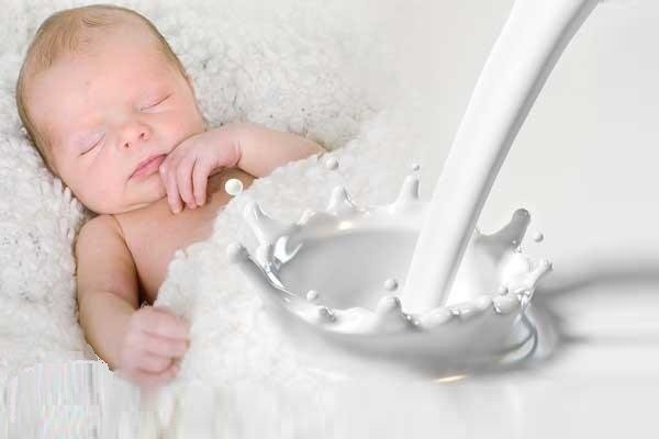شیرمادر موجب تقویت قدرت مغز کودک می شود